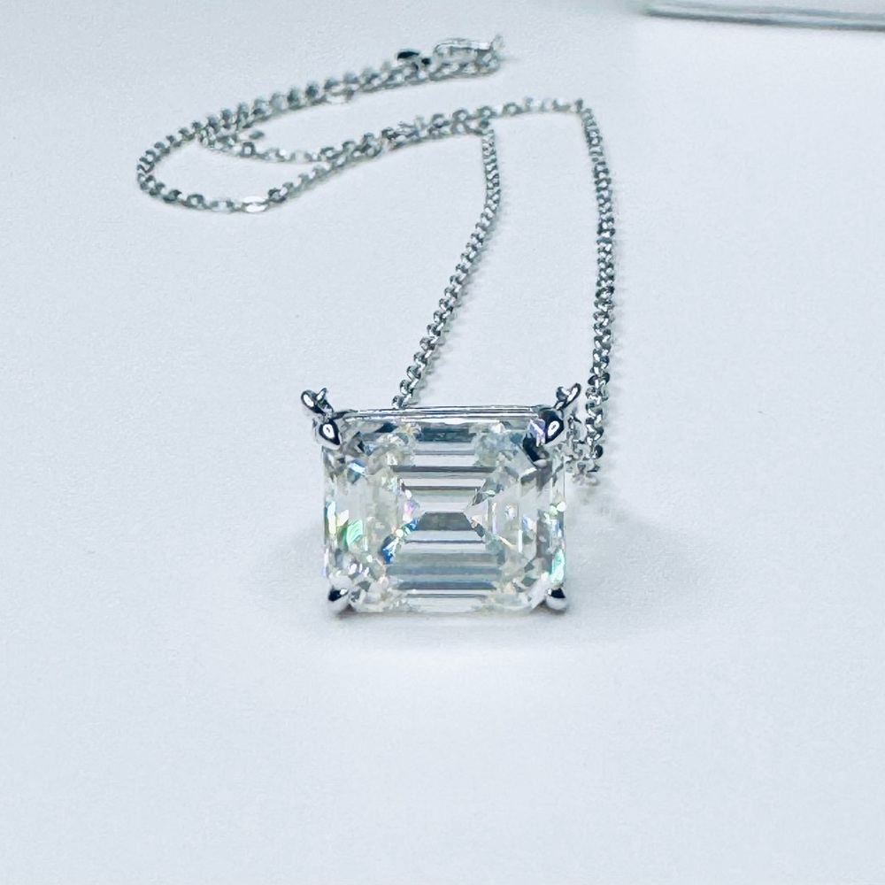 MOISSANITE Emerald Cut 5 Carat Necklace GORGEOUS! - Picture 1 of 5